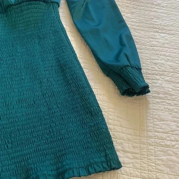 Lulus - Picture 6 of 7